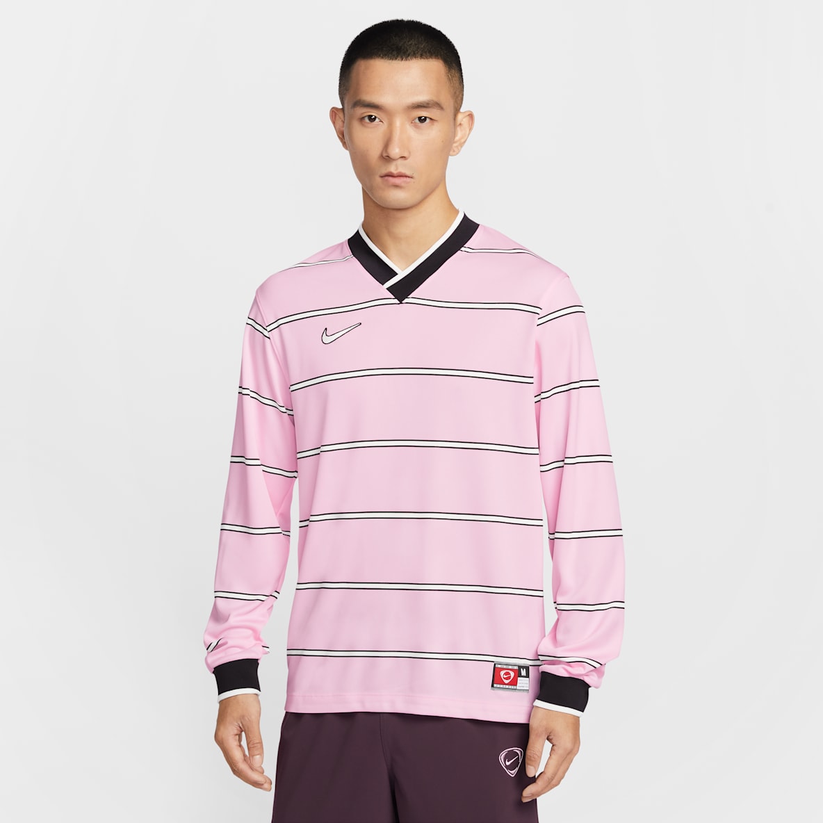 NIKE公式】 ピンク トップス & Tシャツ【ナイキ公式通販】